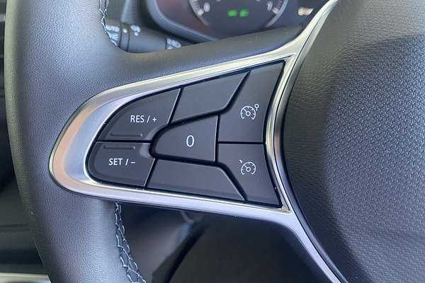 2025 Renault Trafic Pro X82 SWB Low Roof