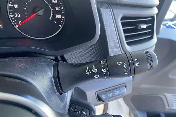 2025 Renault Trafic Pro X82 SWB Low Roof