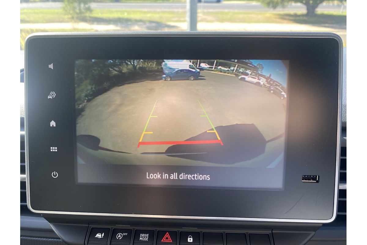 2025 Renault Trafic Pro X82 SWB Low Roof