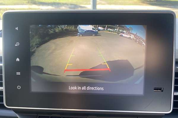 2025 Renault Trafic Pro X82 SWB Low Roof