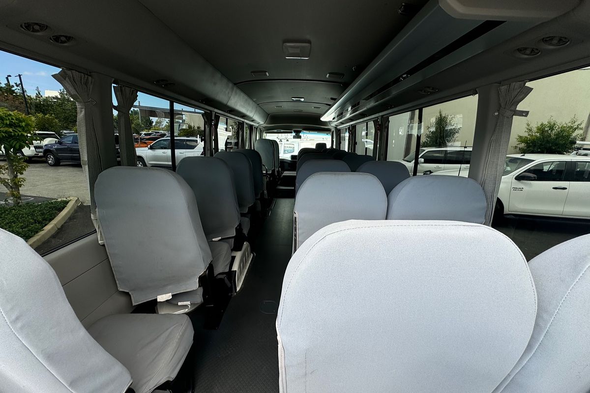 2020 Toyota COASTER DELUXE XZB70R