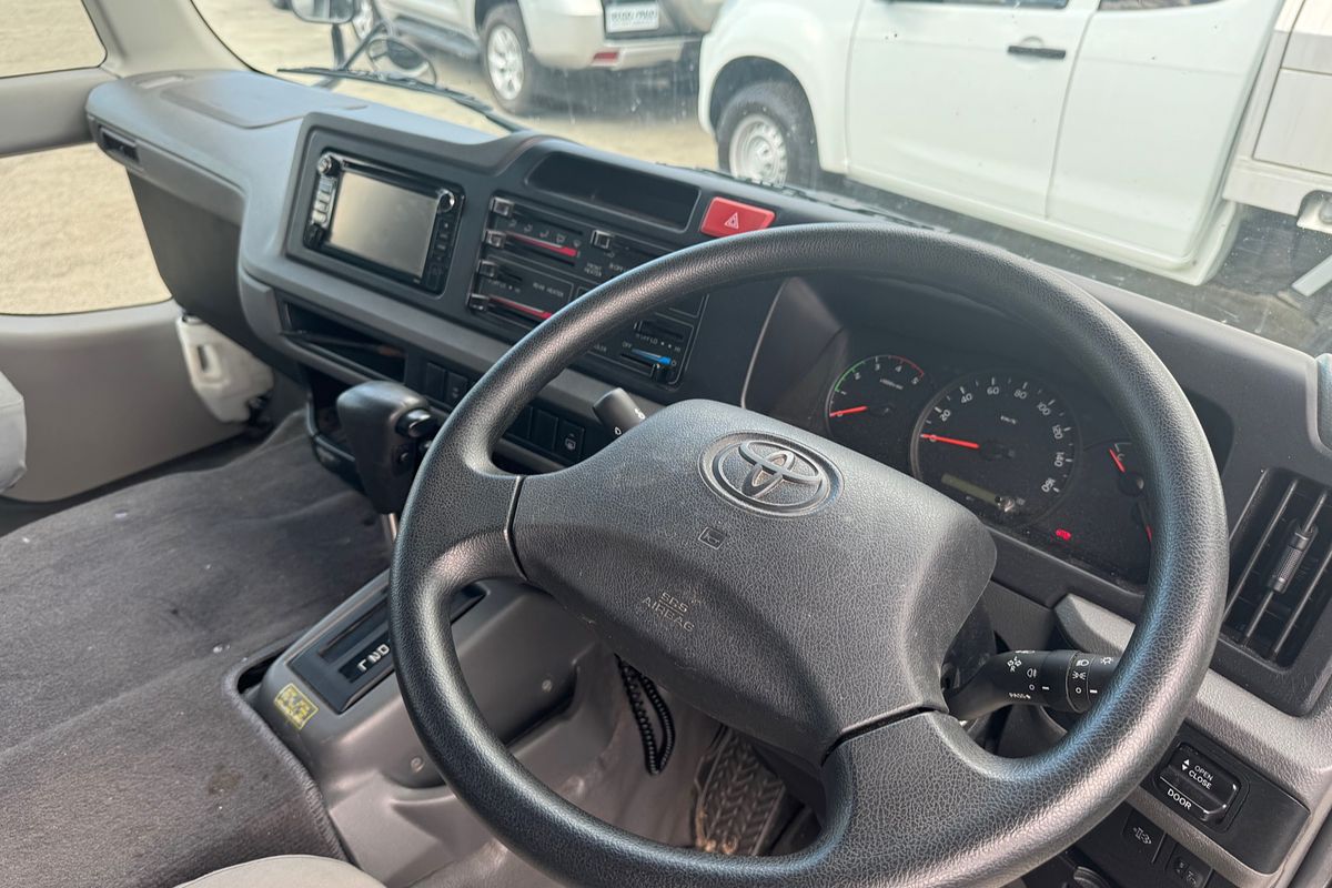 2020 Toyota COASTER DELUXE XZB70R