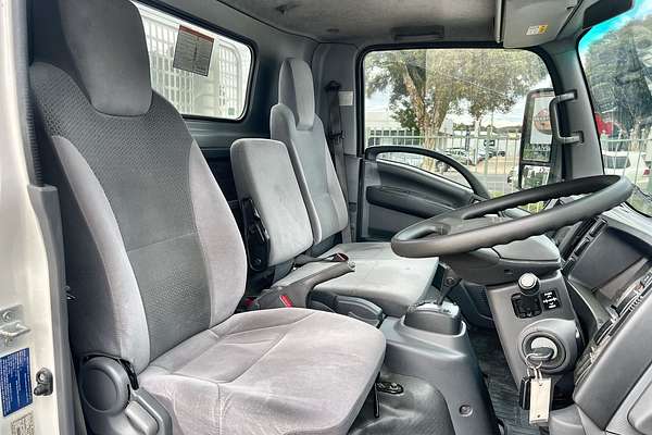 2019 Isuzu N Series NNR 45-150 4x2 SWB