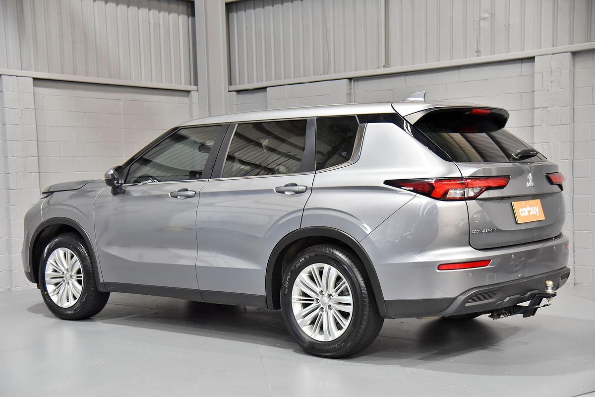 2021 Mitsubishi Outlander ES ZM