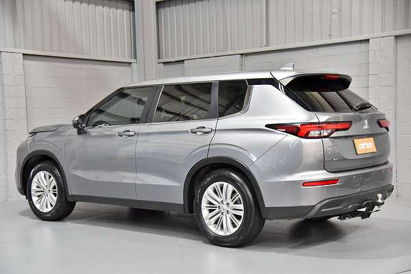 2021 Mitsubishi Outlander ES ZM