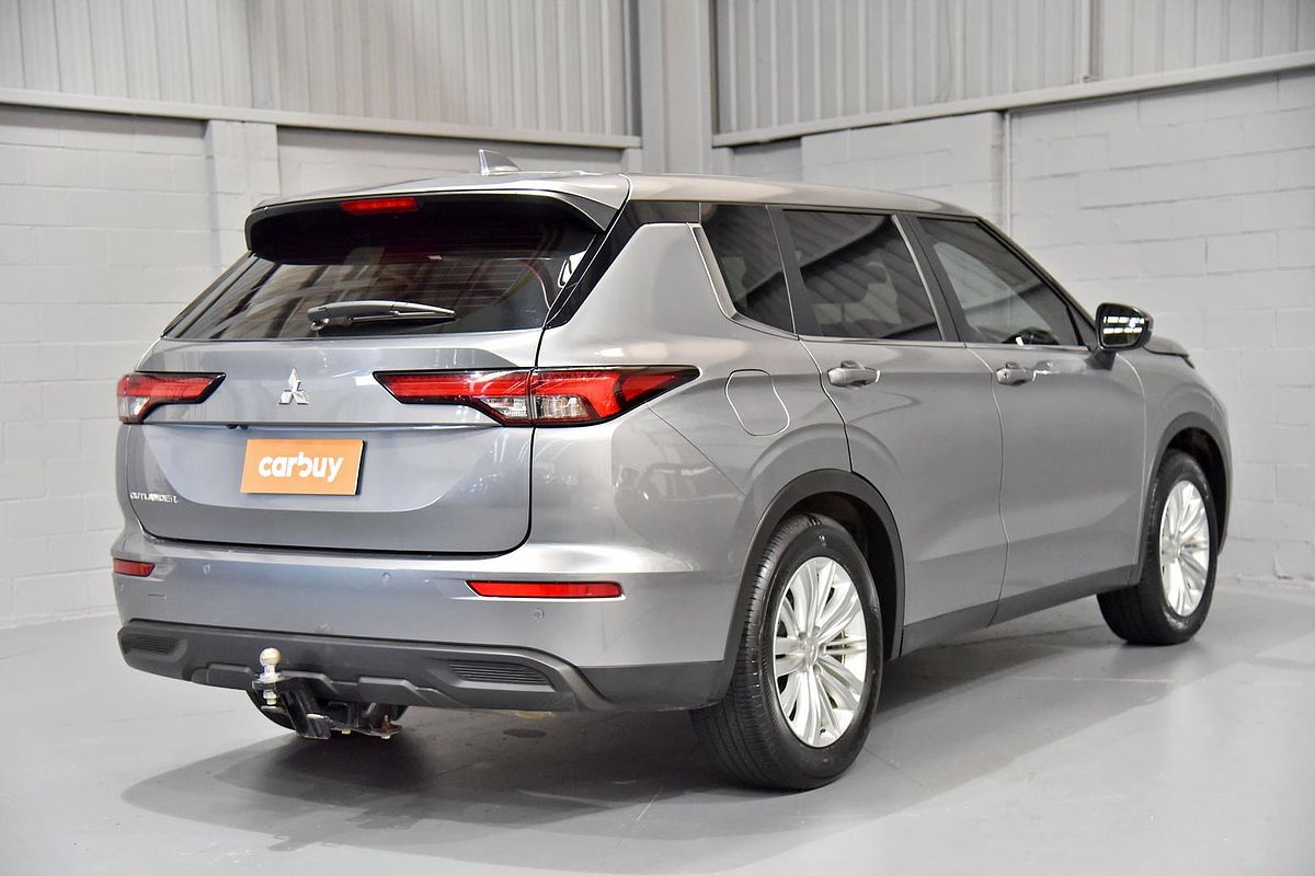 2021 Mitsubishi Outlander ES ZM