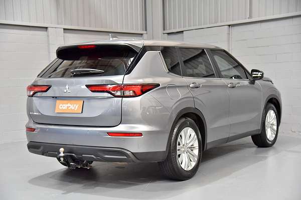 2021 Mitsubishi Outlander ES ZM