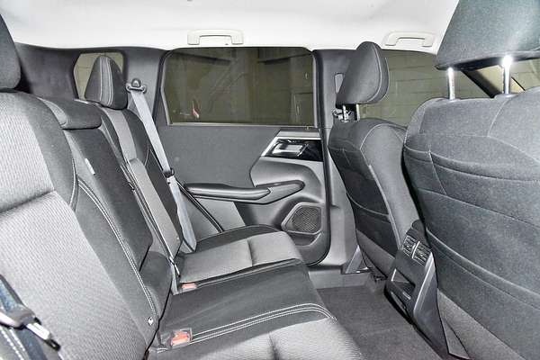 2021 Mitsubishi Outlander ES ZM