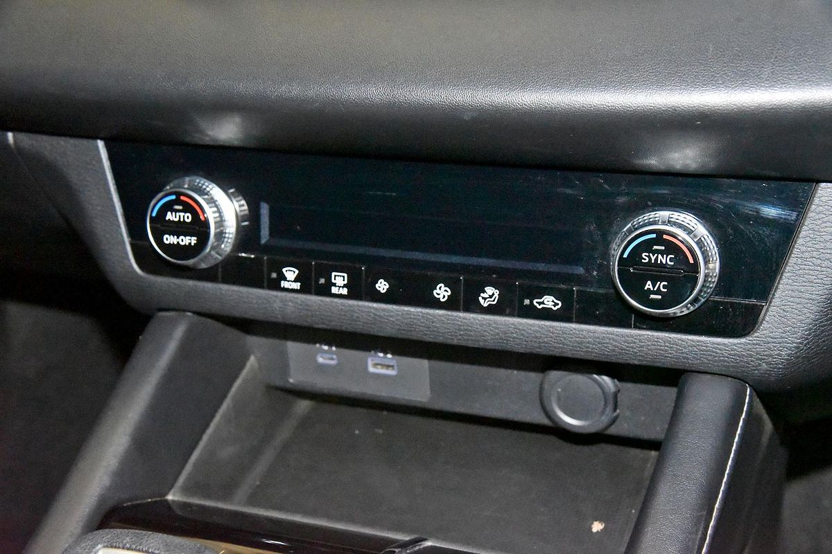 2021 Mitsubishi Outlander ES ZM