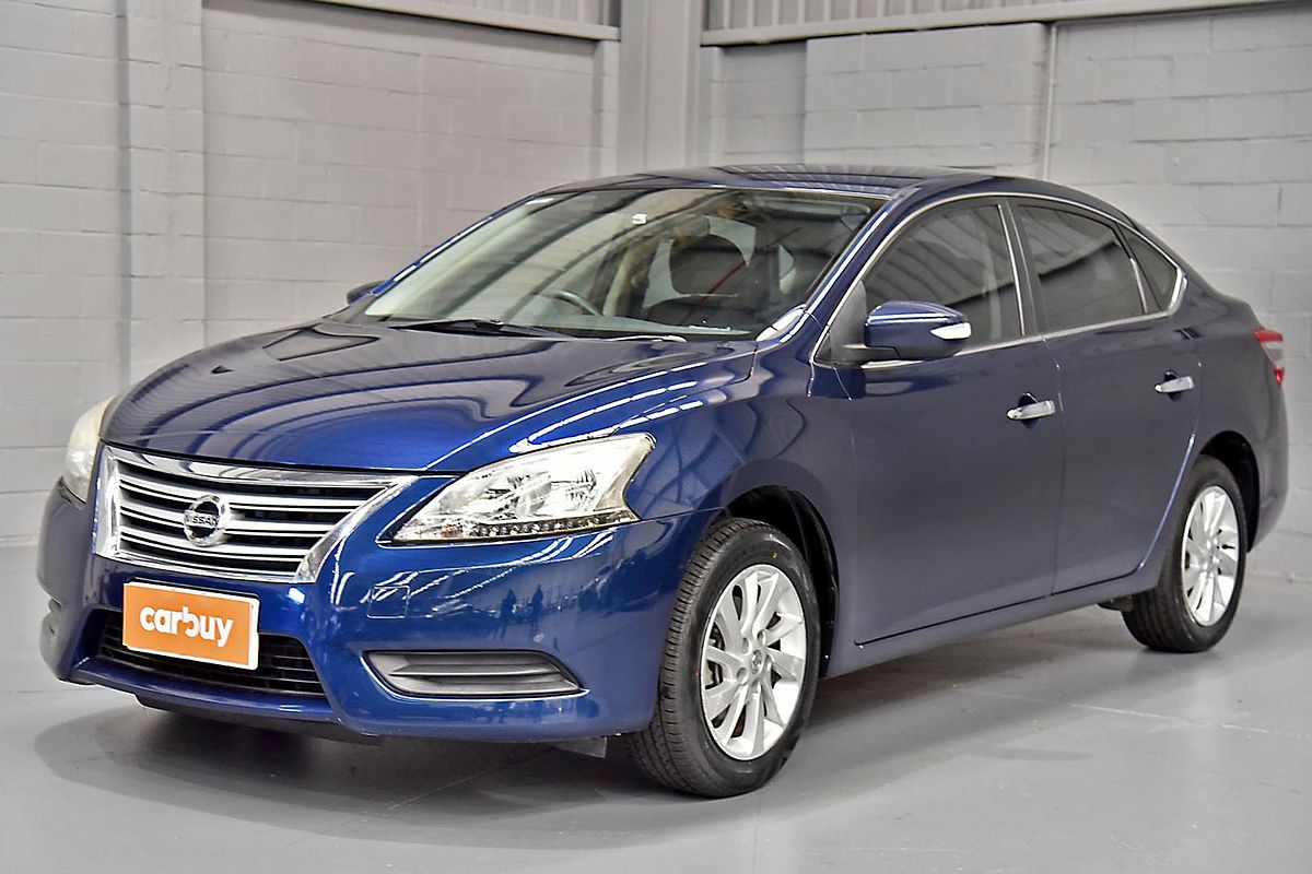 2013 Nissan Pulsar ST B17