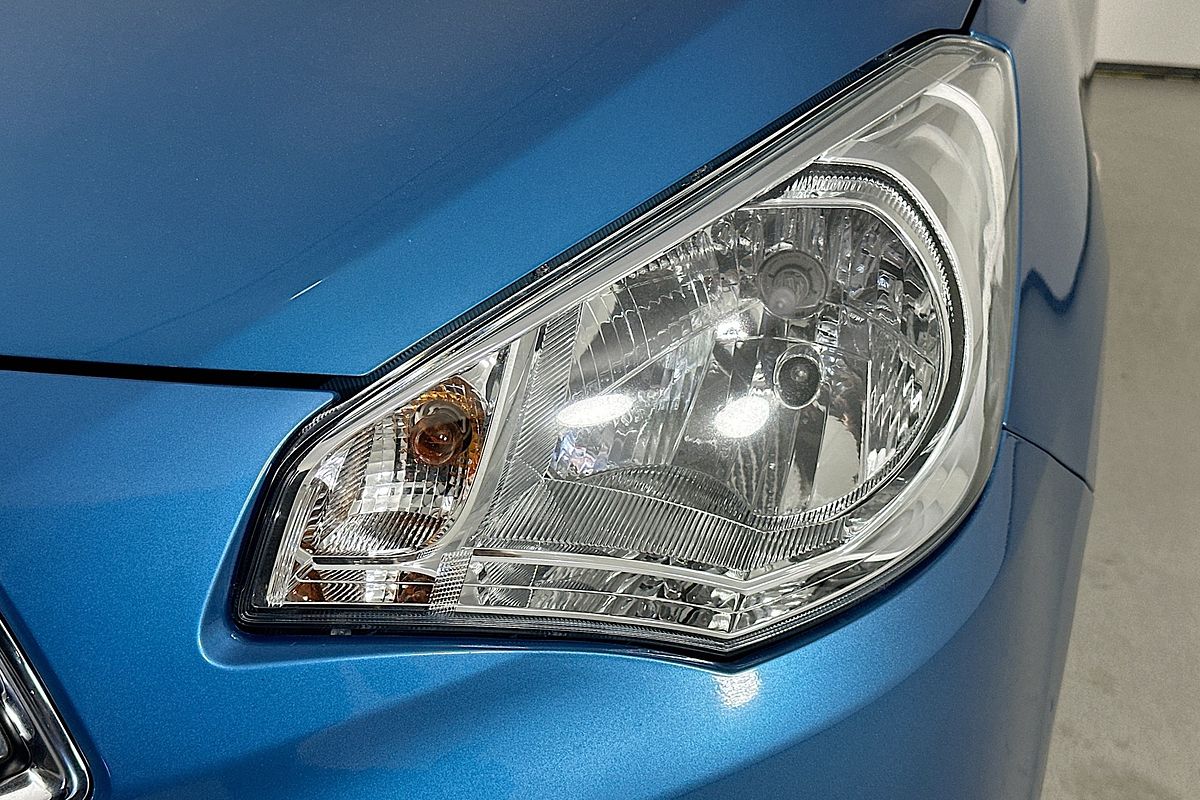 2014 Mitsubishi MIRAGE ES LA