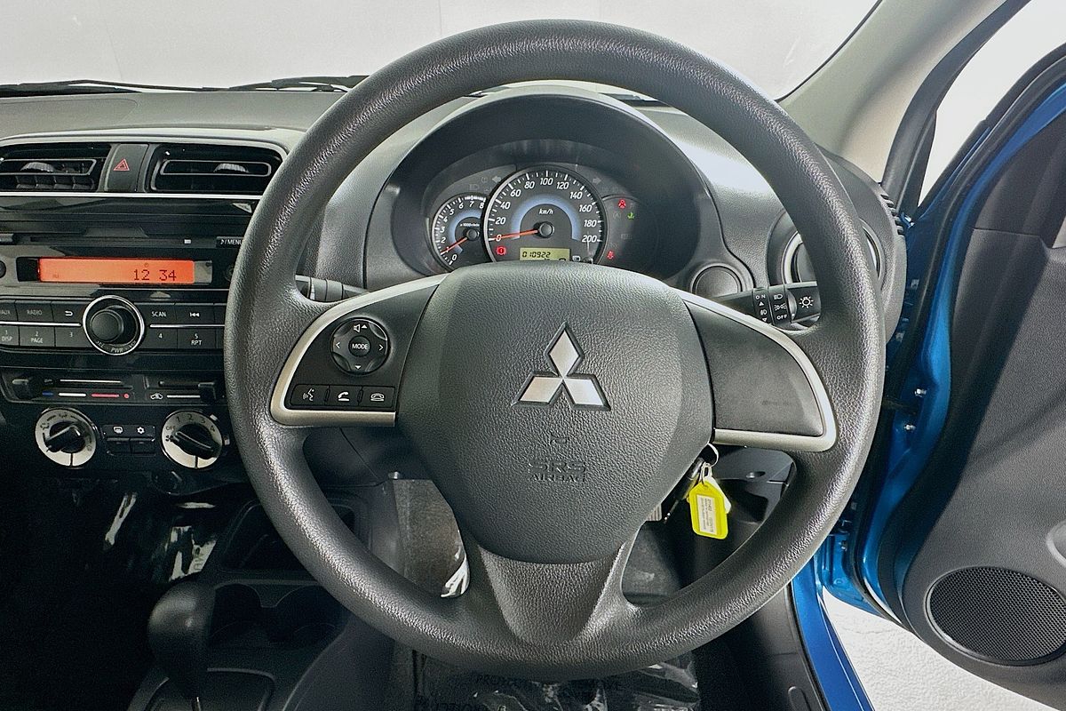 2014 Mitsubishi MIRAGE ES LA