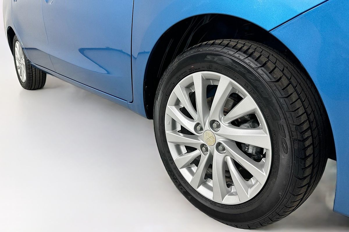 2014 Mitsubishi MIRAGE ES LA