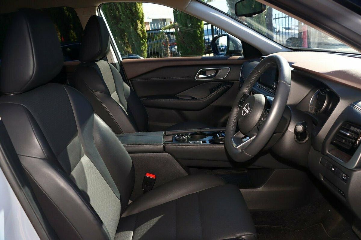 2024 Nissan X-TRAIL ST-L e-POWER T33