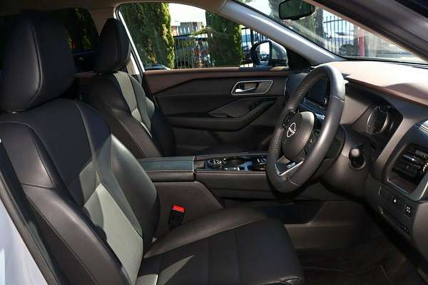 2024 Nissan X-TRAIL ST-L e-POWER T33
