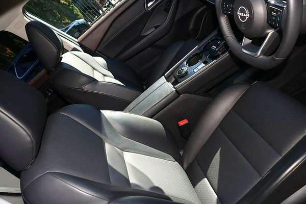 2024 Nissan X-TRAIL ST-L e-POWER T33