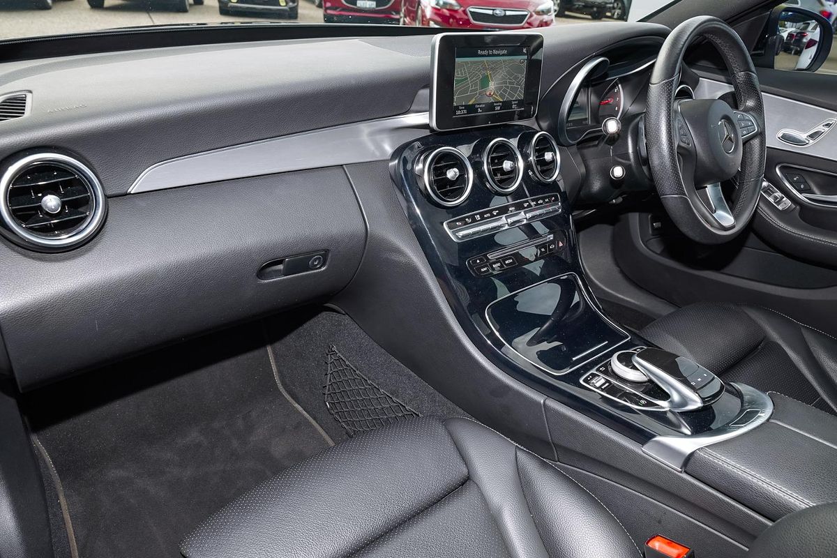 2017 Mercedes-Benz C-Class C200 W205