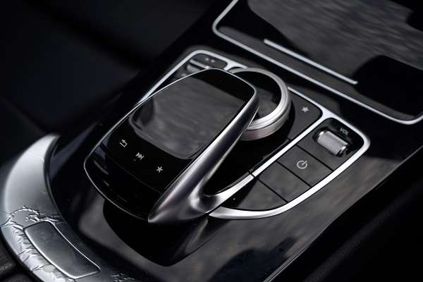 2017 Mercedes-Benz C-Class C200 W205
