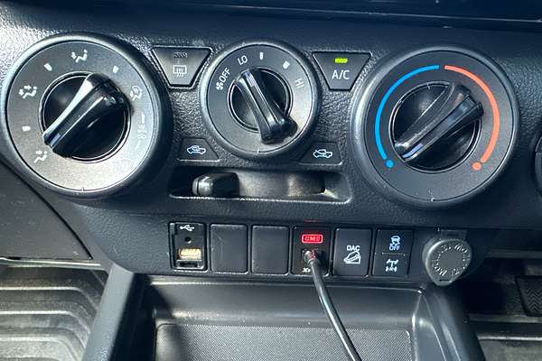 2022 Toyota Hilux SR GUN126R 4X4