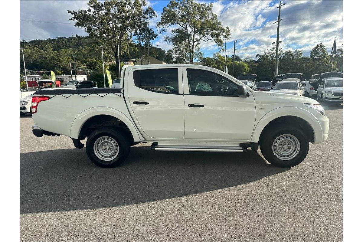 2017 Mitsubishi Triton GLX MQ 4X4