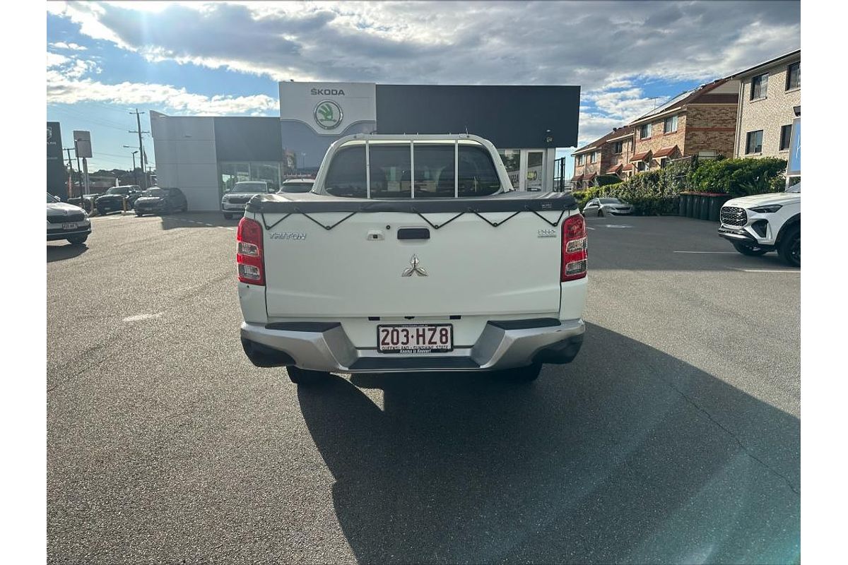 2017 Mitsubishi Triton GLX MQ 4X4