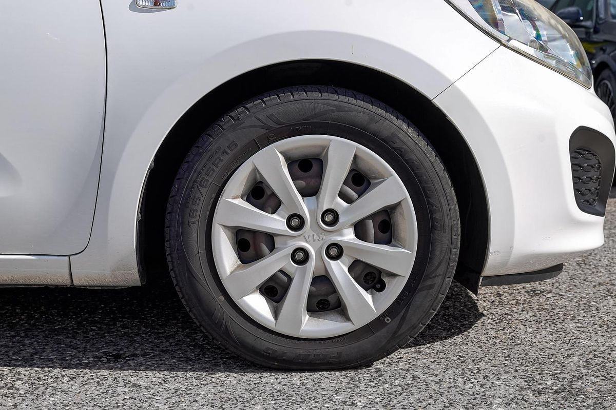 2013 Kia Rio S UB