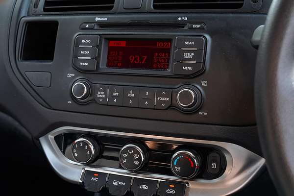 2013 Kia Rio S UB