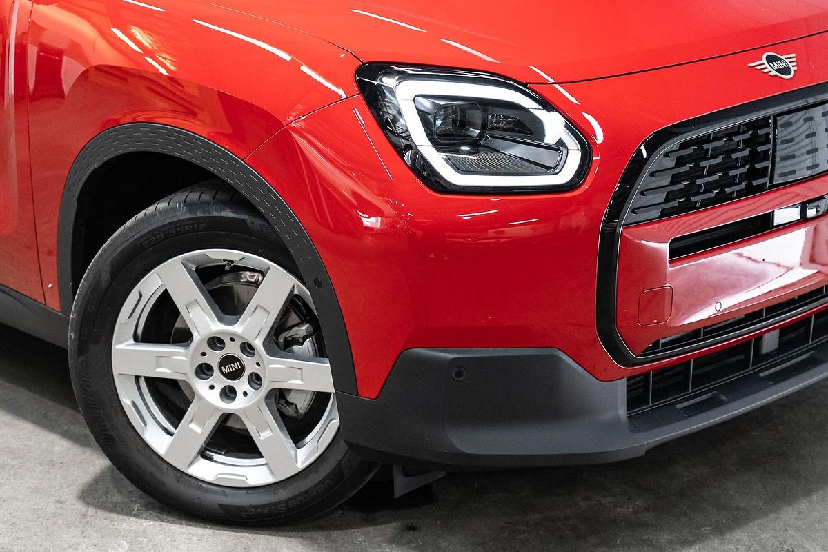 2024 MINI Countryman C Classic U25