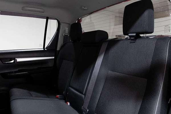 2018 Toyota Hilux SR5 GUN126R 4X4