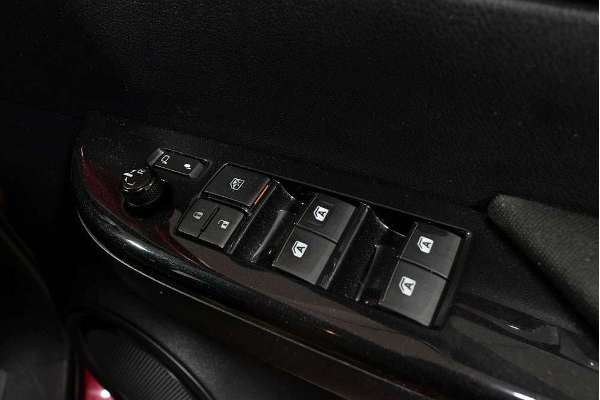 2018 Toyota Hilux SR5 GUN126R 4X4