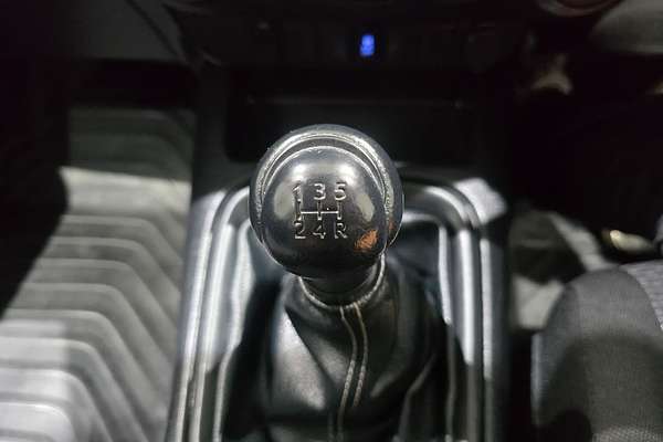 2018 Toyota Hilux Workmate TGN121R Rear Wheel Drive