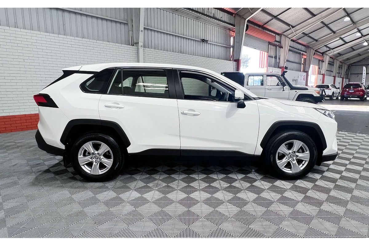 2019 Toyota RAV4 GX MXAA52R