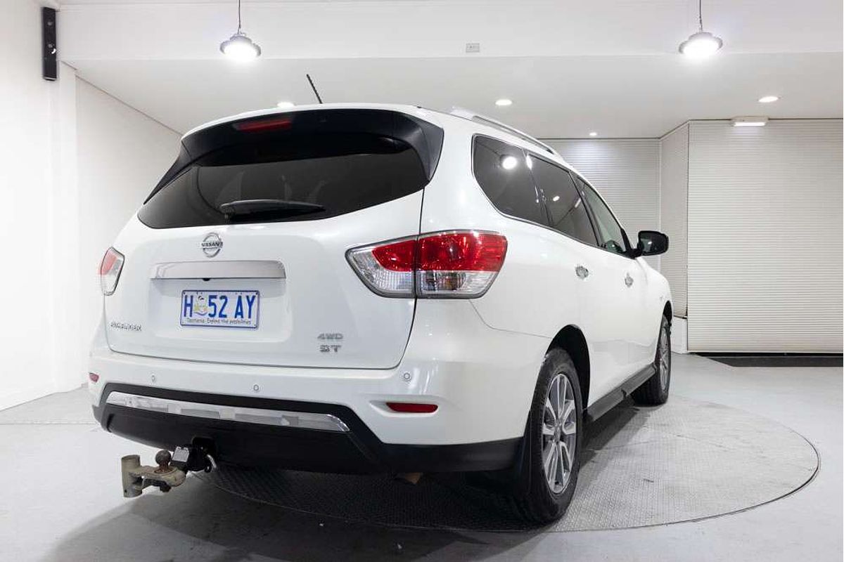 2016 Nissan Pathfinder ST R52 Series II