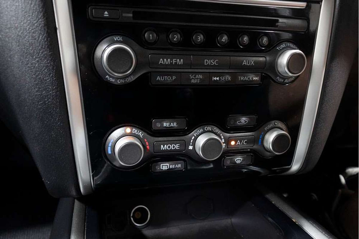 2016 Nissan Pathfinder ST R52 Series II