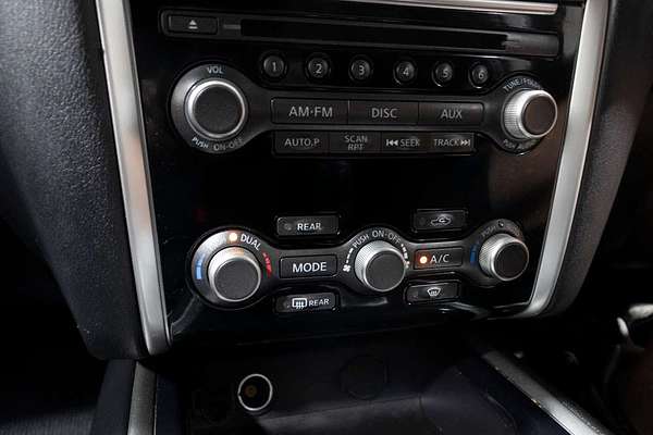 2017 Nissan Pathfinder ST R52 Series II