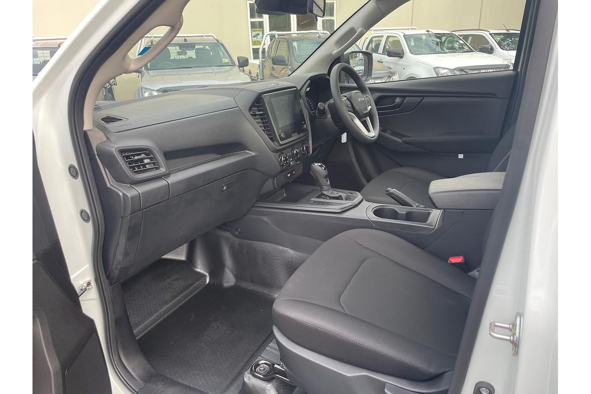 2025 Isuzu D-MAX SX High Ride Rear Wheel Drive