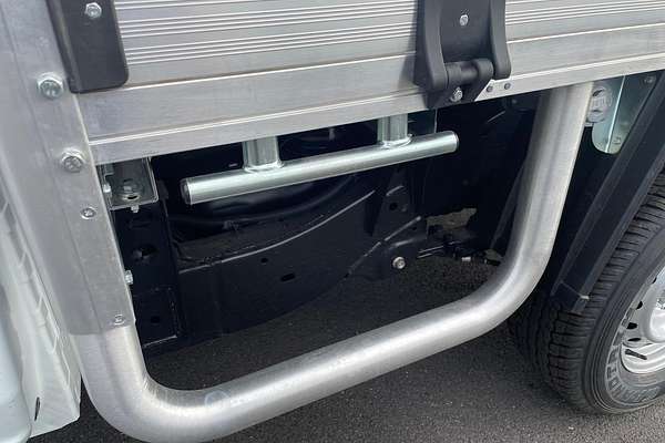 2025 Isuzu D-MAX SX High Ride Rear Wheel Drive