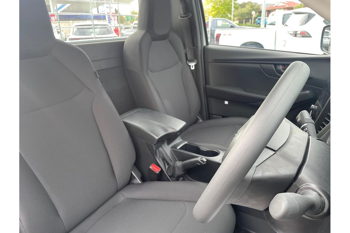 2025 Isuzu D-MAX SX High Ride Rear Wheel Drive