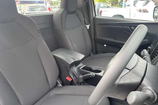 2025 Isuzu D-MAX SX High Ride Rear Wheel Drive