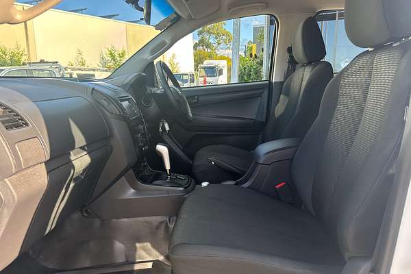 2019 Isuzu D-MAX SX 4X4