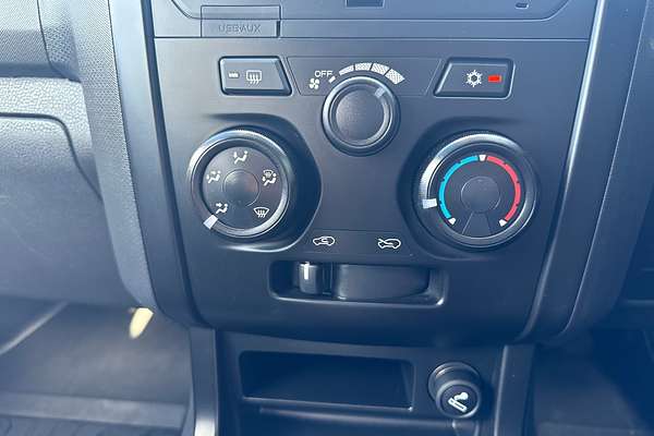 2019 Isuzu D-MAX SX 4X4