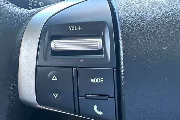 2019 Isuzu D-MAX SX 4X4