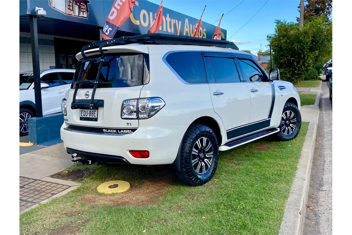 2016 Nissan Patrol Ti Y62 Series 3