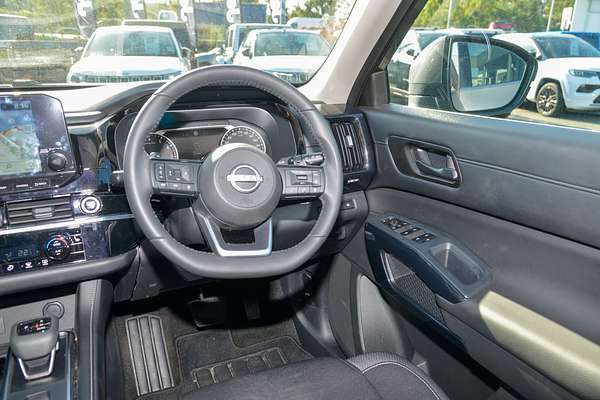 2024 Nissan Pathfinder ST-L R53