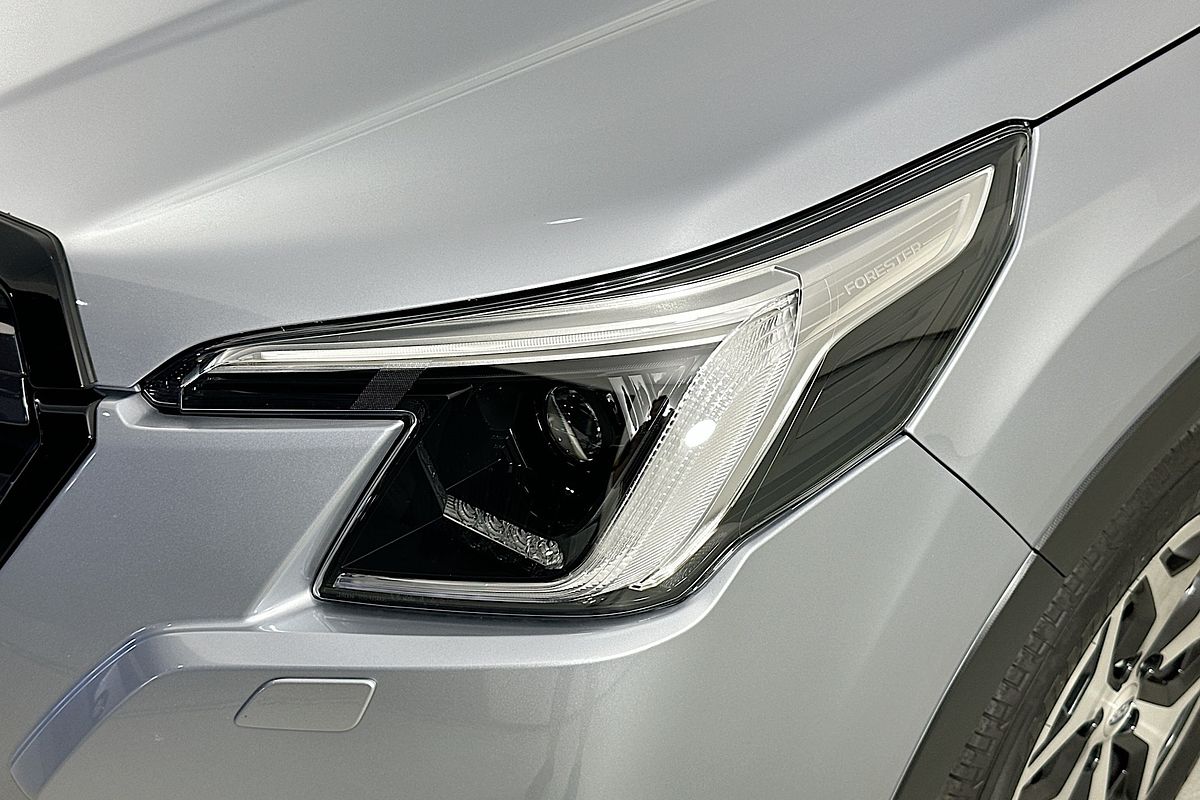 2023 Subaru Forester Hybrid L S5