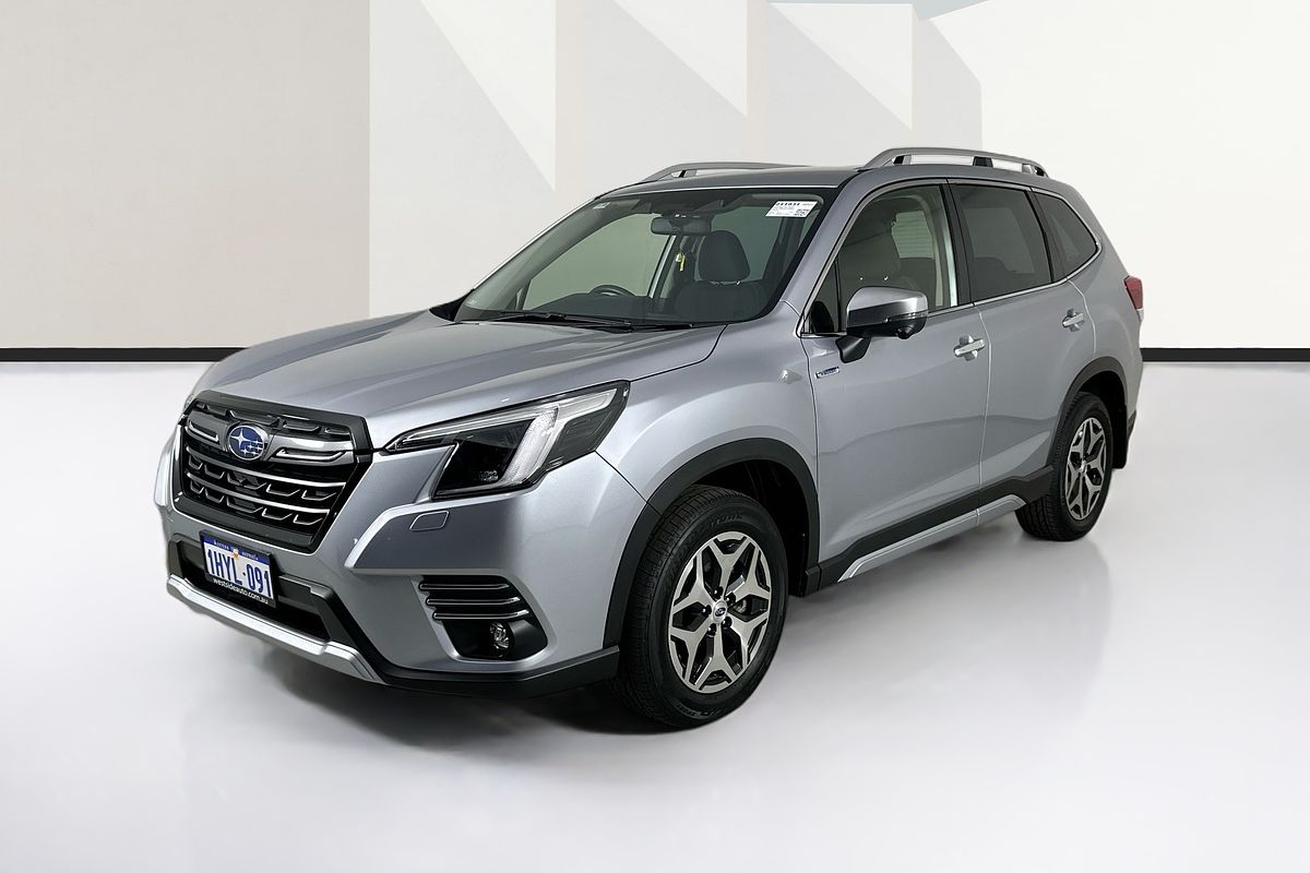 2023 Subaru Forester Hybrid L S5