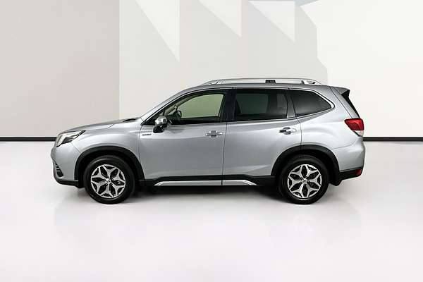 2023 Subaru Forester Hybrid L S5