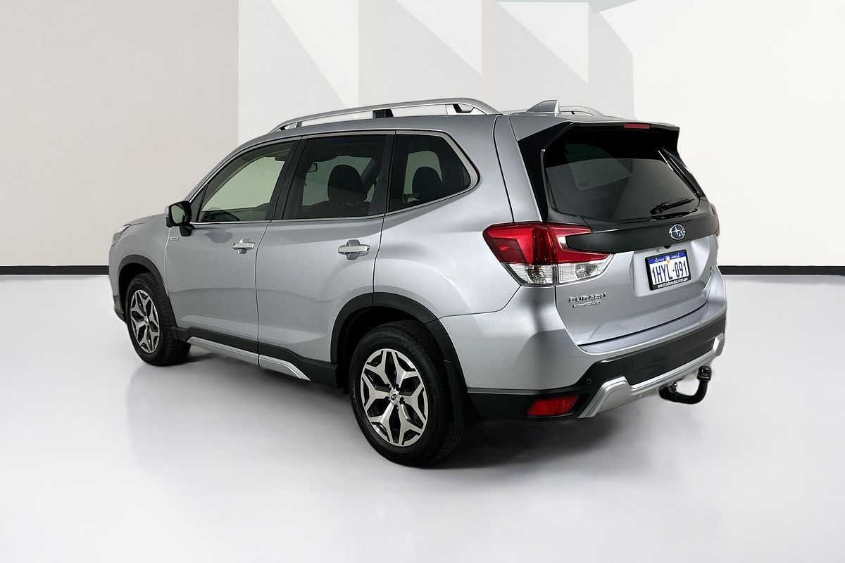 2023 Subaru Forester Hybrid L S5