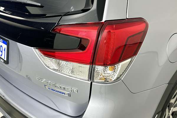 2023 Subaru Forester Hybrid L S5