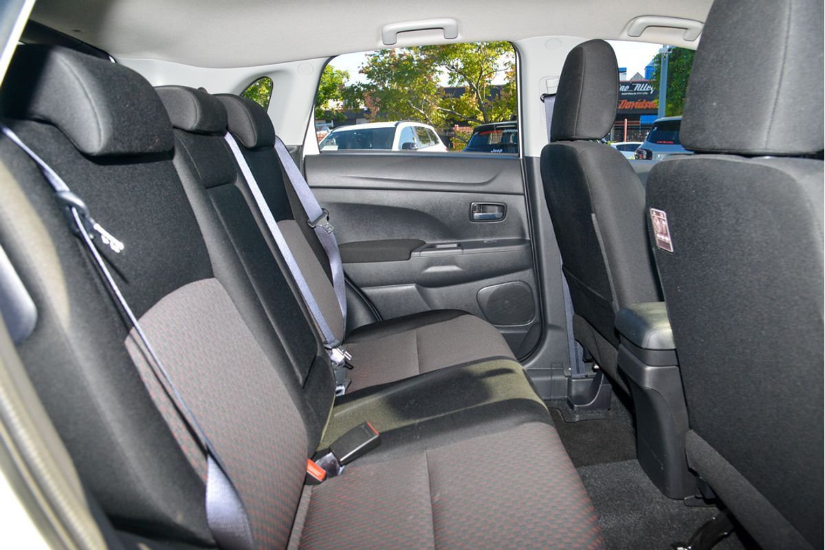 2019 Mitsubishi ASX ES XC